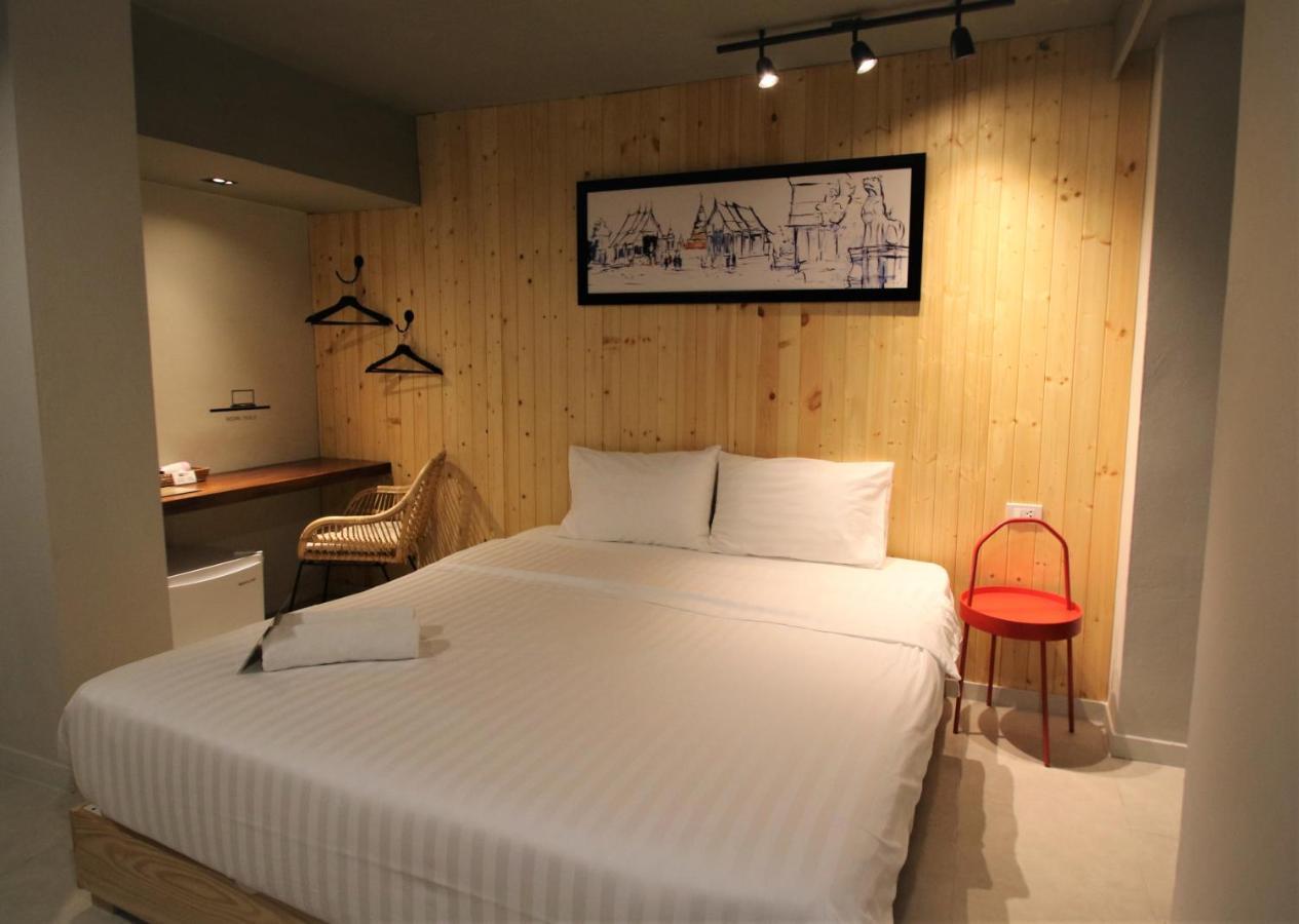Hotel P24 At Kaset Bangkok Esterno foto
