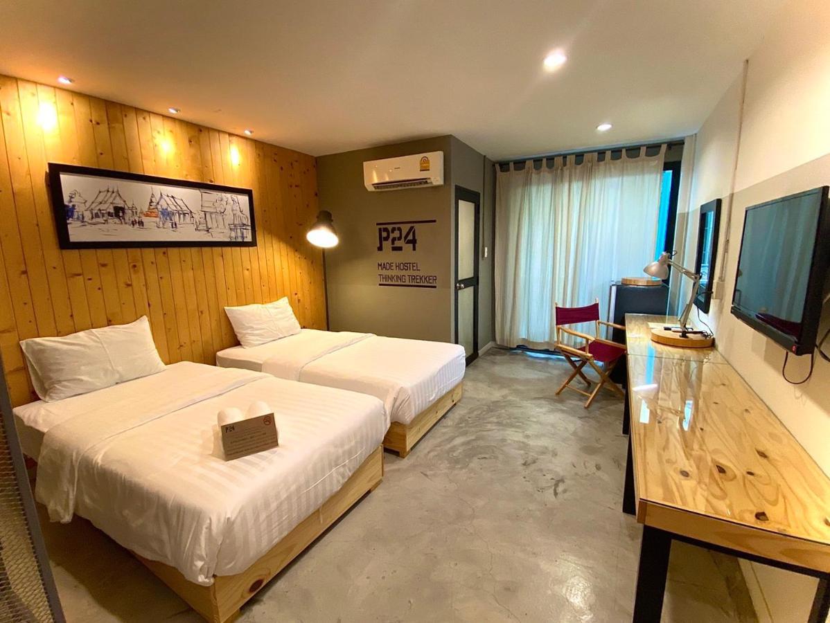 Hotel P24 At Kaset Bangkok Esterno foto