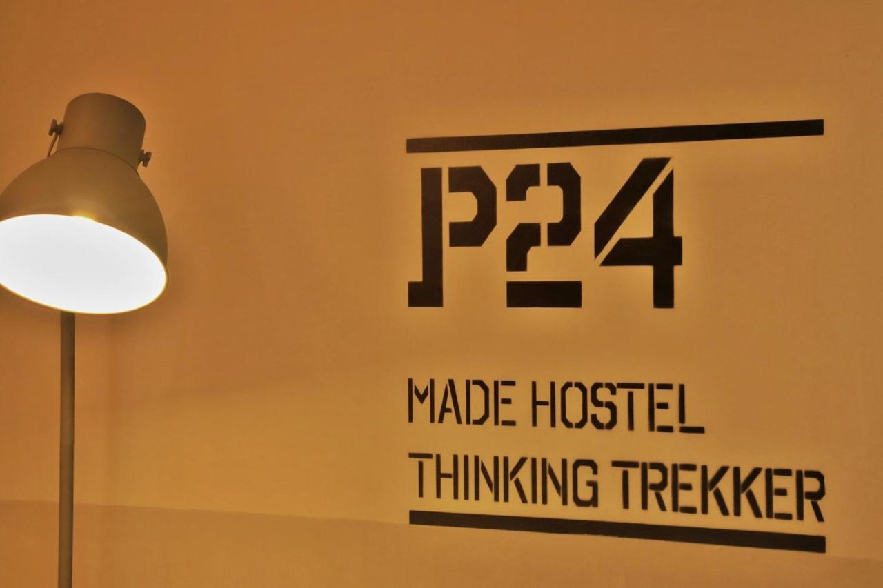 Hotel P24 At Kaset Bangkok Esterno foto